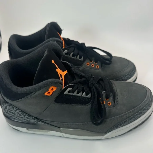 Jordan Shoes Black and Orange - Picture 3 of 9